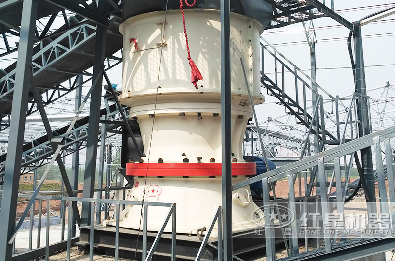 方案一:配單缸液壓圓錐破、制砂機的現(xiàn)場圖 方案一:配單缸液壓圓錐破、制砂機的現(xiàn)場圖