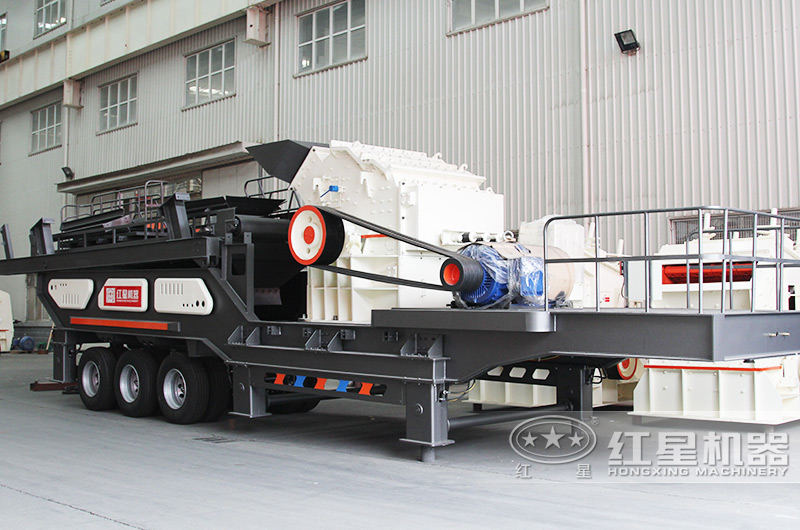 移動式石子生產(chǎn)線設(shè)備:配細(xì)碎機(jī) 移動式石子生產(chǎn)線設(shè)備:配細(xì)碎機(jī)