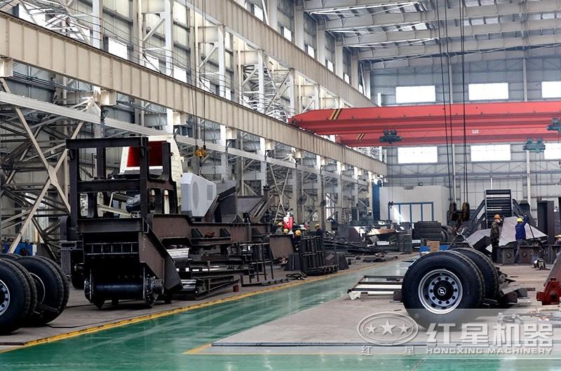 可流動的全自動錘式粉碎機車間生產，工匠精神，性能優良