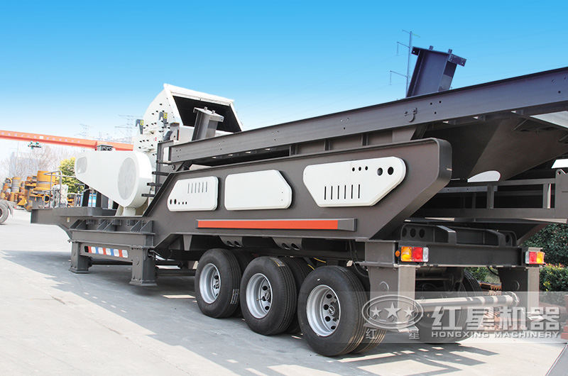 大型移動粉煤機(jī)隨地移動,轉(zhuǎn)場方便