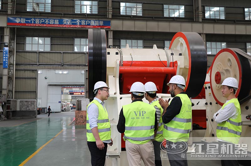 客戶來廠參觀，制定生產方案