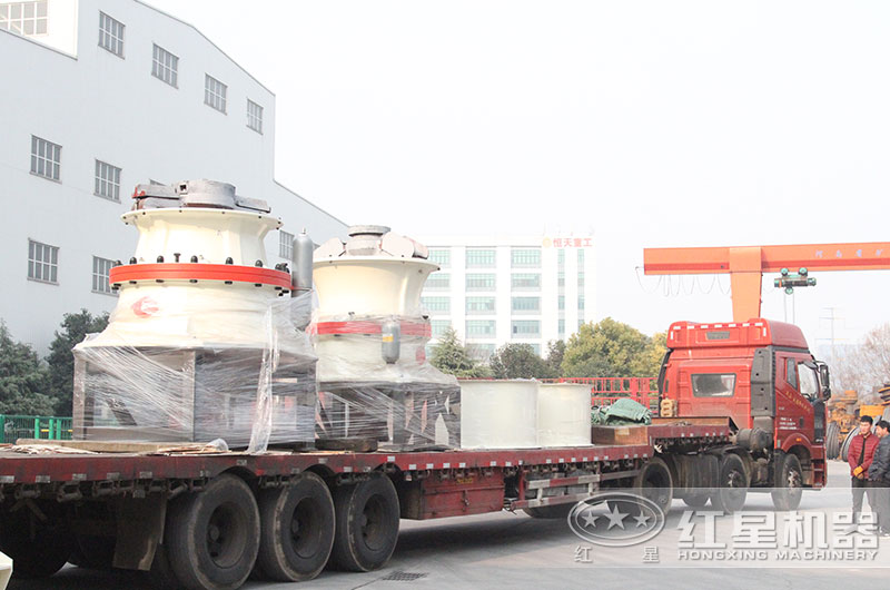 大型石頭碎沙機(jī)設(shè)備發(fā)貨圖 大型石頭碎沙機(jī)設(shè)備發(fā)貨圖
