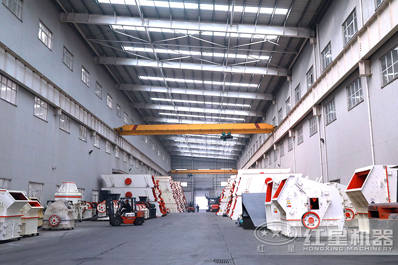 礦用破碎機(jī)車(chē)間 礦用破碎機(jī)車(chē)間