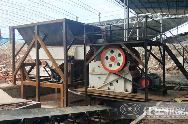 顎式破碎機作業現場圖片 顎式破碎機作業現場圖片